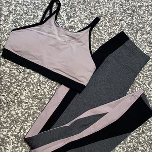 Wunder under set with asymmetric bra